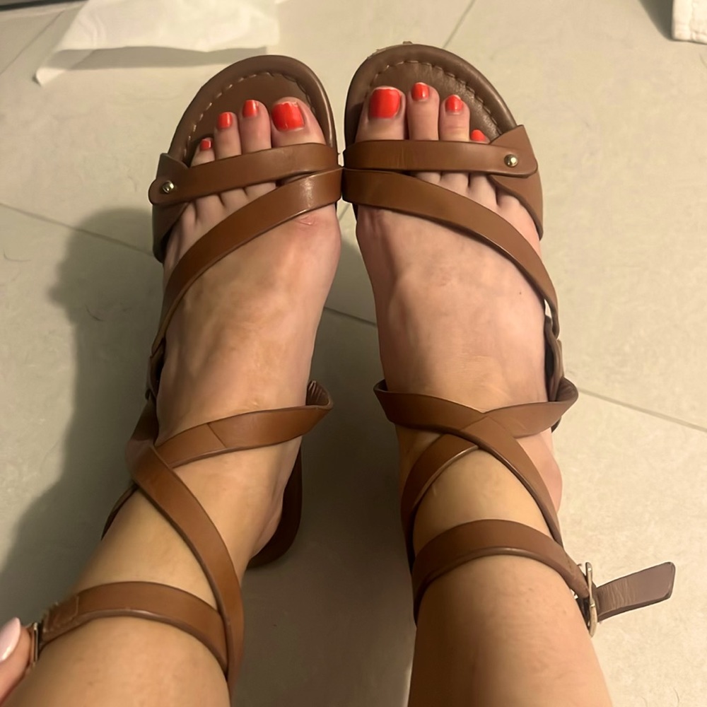 AD & daughter leather strap sandals